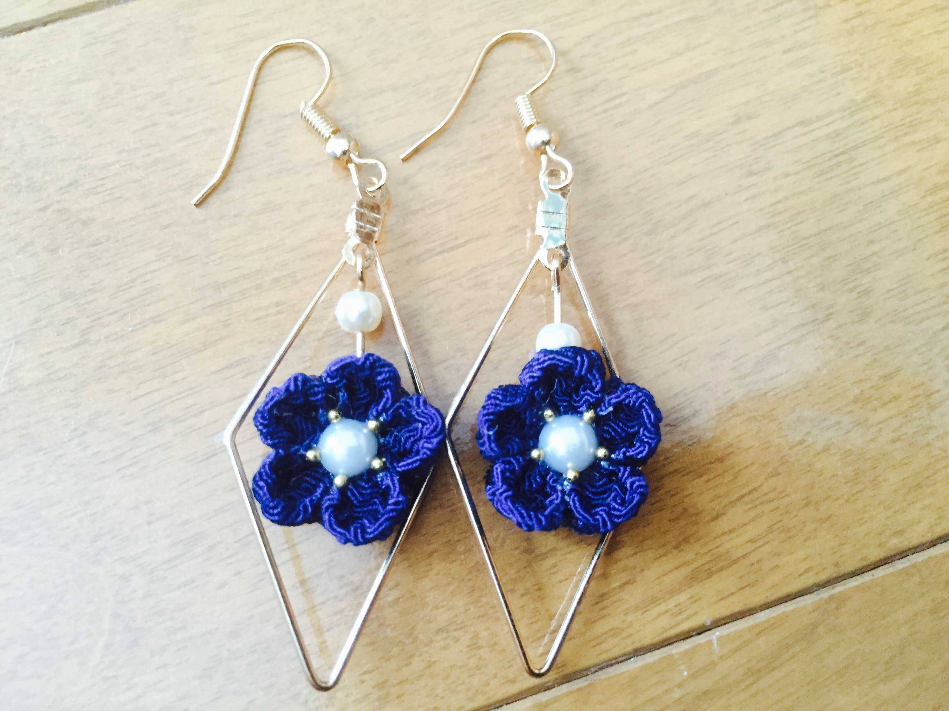 ピアス