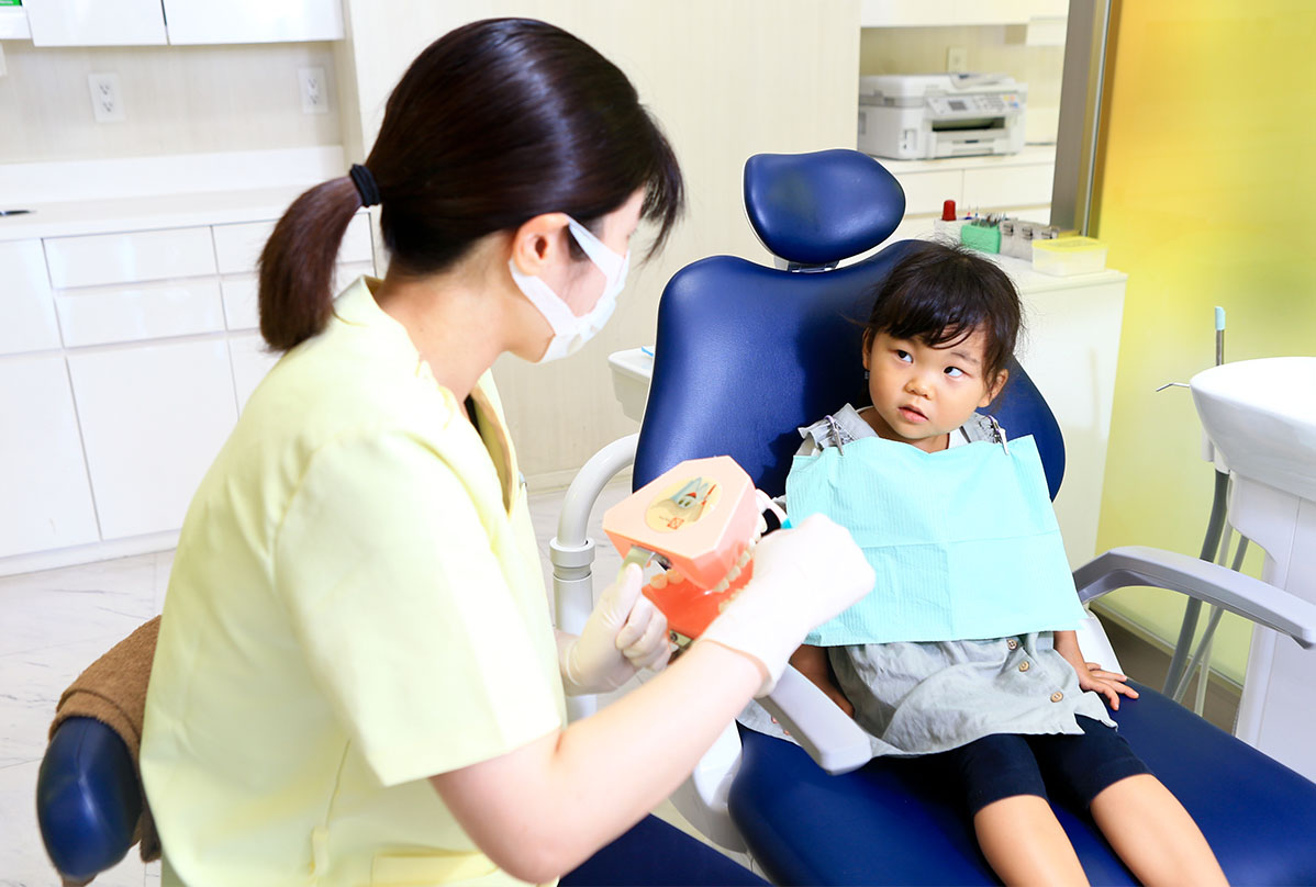 お子さま（乳歯）の虫歯治療